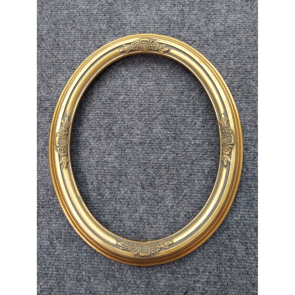 Vtg Oval Ornate Wood Gold Gilt 8x10 Photo Art Embossed No Glass MCM Victorian